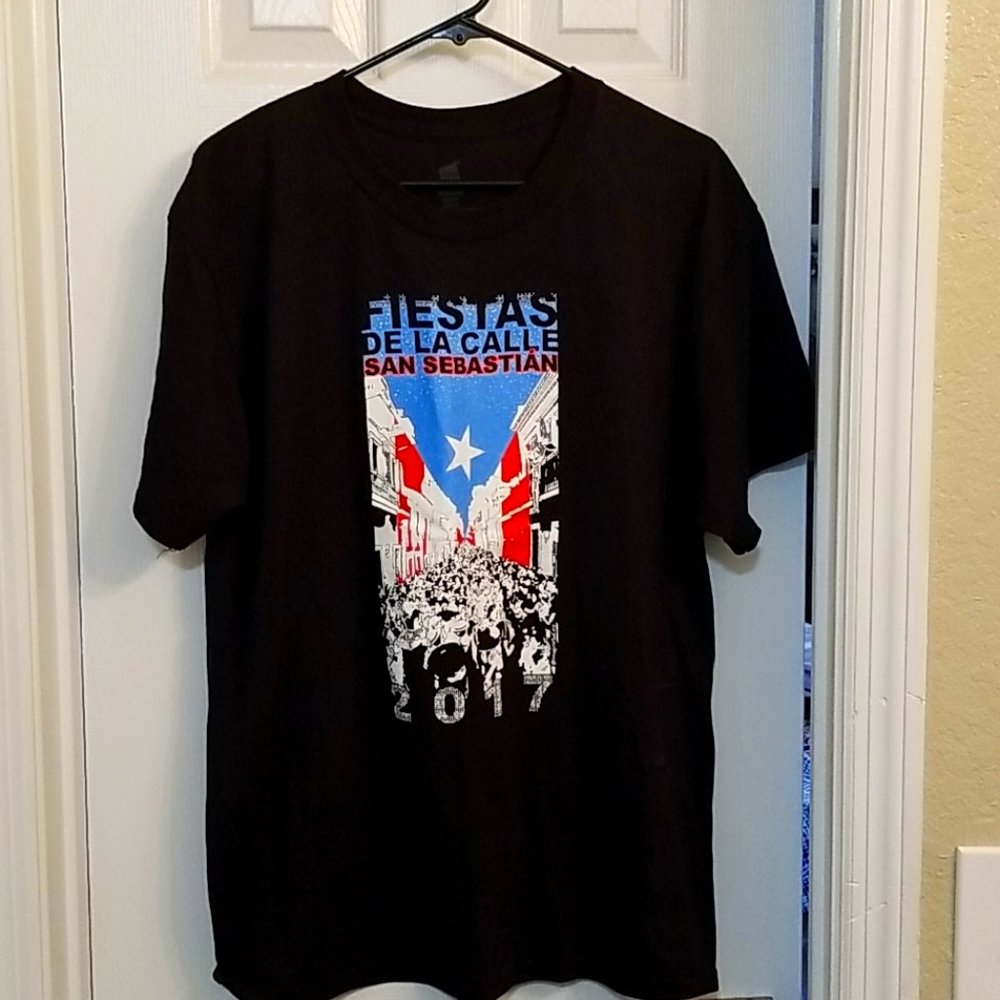 Black logo TSHIRT